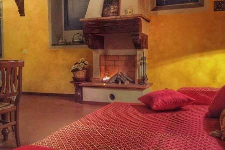 Real Rustic Tuscany Style In Center Apartment Florenz