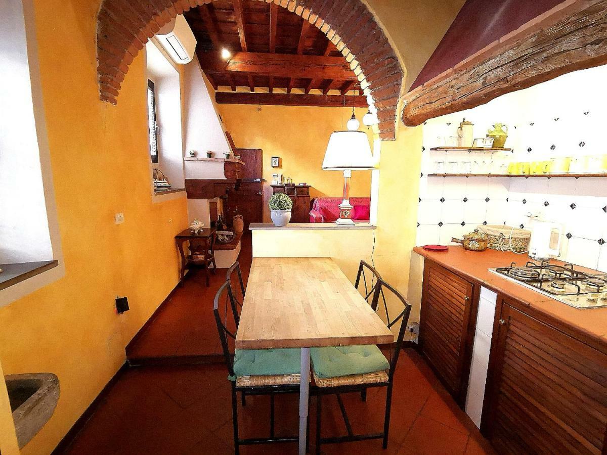Real Rustic Tuscany Style In Center Florenz